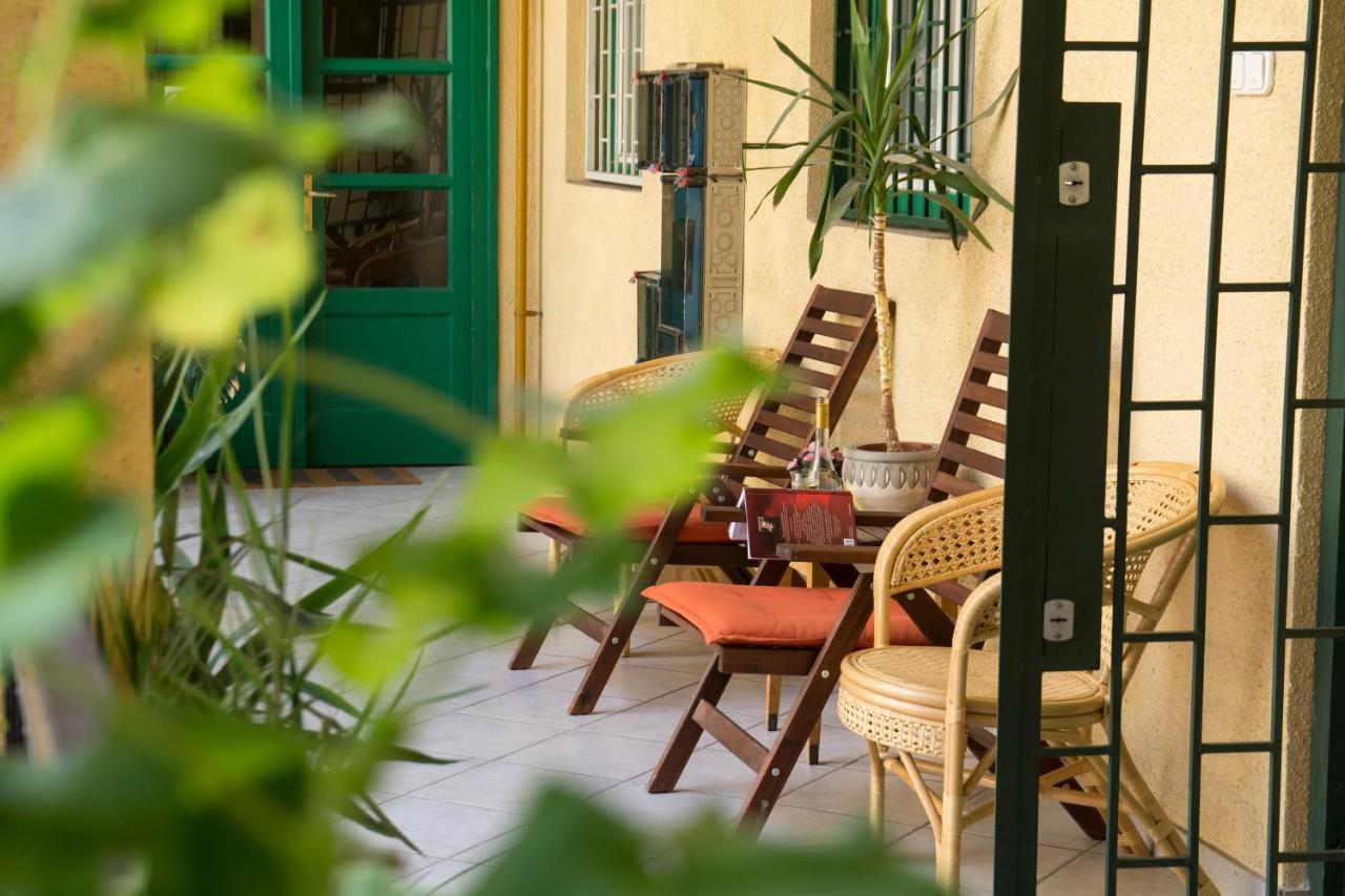 Theaterland Classic Apartments Budapest Exterior foto